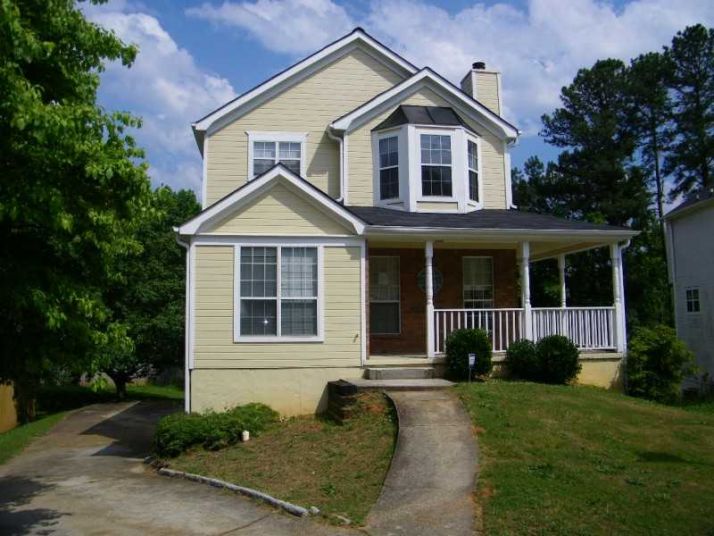823 Churchill Court, Stone Mountain, GA 30083