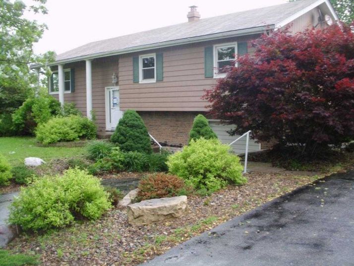 6023 221st St N, Port Byron, IL 61275