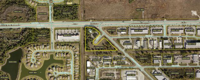 5642 8th St W, Lehigh Acres, FL 33971