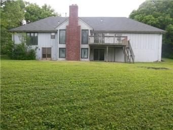 10829 Gregory Ln, Kansas City, MO 64133