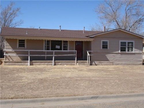 327 Avenue J, Hereford, TX 79045