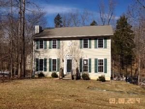 8 Vine Ridge Dr, Palmyra, VA 22963