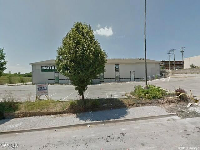 Sterling Ave, Kansas City, MO 64133