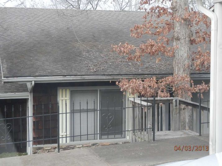 12 Akokisa Dr, Cherokee Village, AR 72529