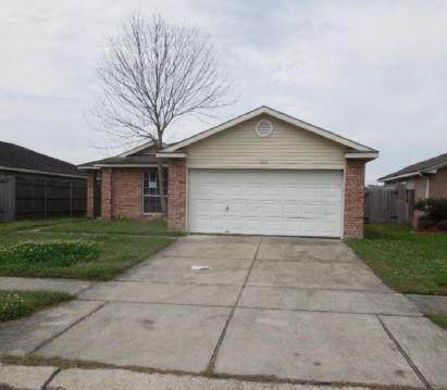 648 Sweet Olive Ln, Westwego, LA 70094