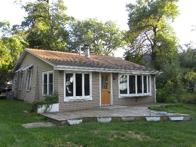 275 Jaeckles Dr, Nashotah, WI 53058