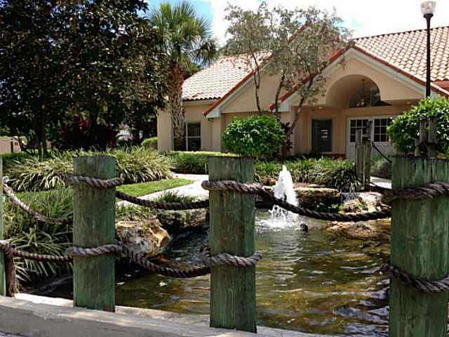 3430 Pinewalk Dr # 618, Pompano Beach, FL 33063