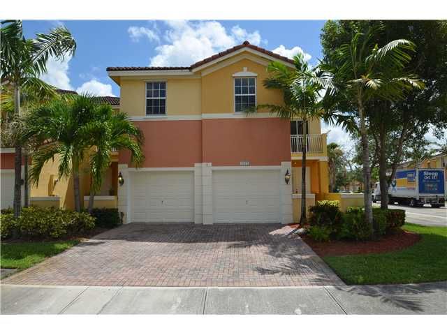 7977 NW 116 AV, Miami, FL 33178