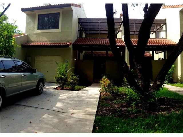 3964 ADRA AV # B-52, Miami, FL 33178