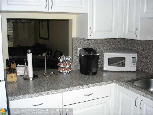 7600 NW 5th Pl # 201, Pompano Beach, FL 33063