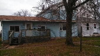 47 N Metcalf Ave, Amboy, IL 61310
