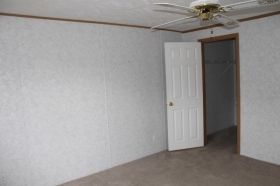 47 Lakeview Dr, Almond, NC 28702