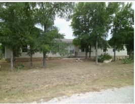 106 East Dawn Dr, Johnson City, TX 78636