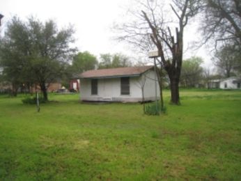 509 W 11th St, Kemp, TX 75143