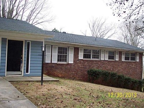 3695 Pinehill Circle, Acworth, GA 30101