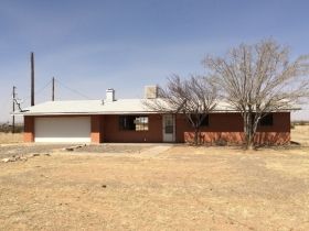 8155 Desert Willow Rd SE, Deming, NM 88030