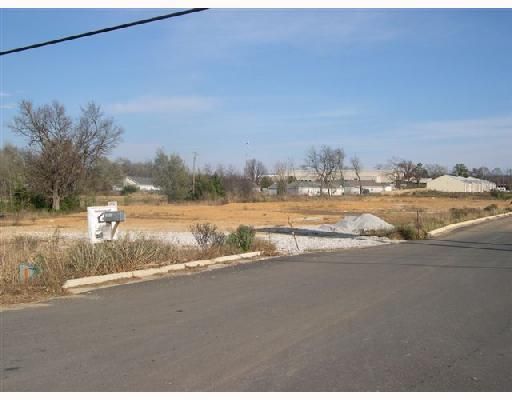 2513 N THOMPSON LOT #3 ST, Springdale, AR 72764