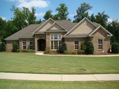 938 Fireside Dr., Prattville, AL 36067