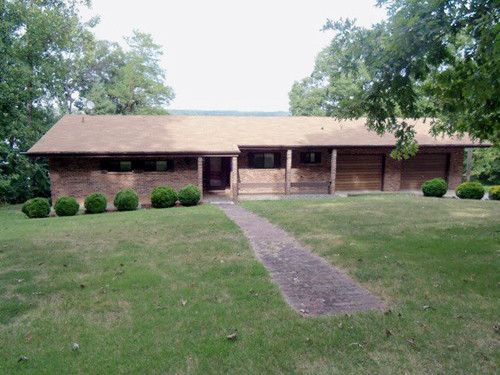 49 Peck Drive, Buffalo Junction, VA 24529