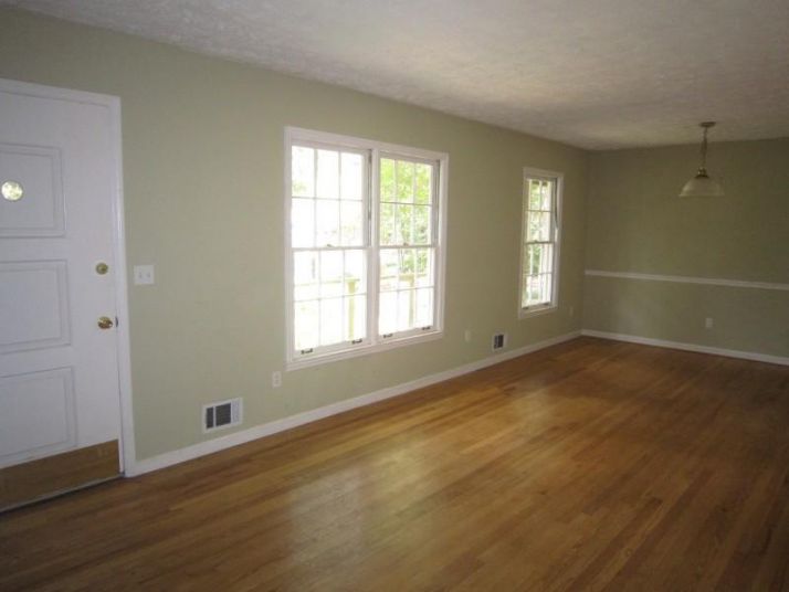 4374 Hale Place, Lilburn, GA 30047