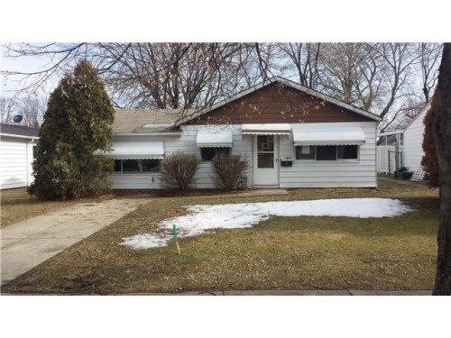 1657 Eldon Dr, Wickliffe, OH 44092
