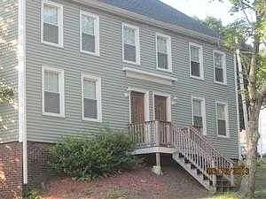 Main, Clinton, MA 01510
