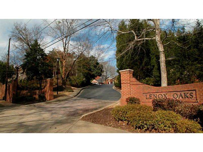 Unit 877 - 877 Lenox Oaks Circle Ne, Atlanta, GA 30324