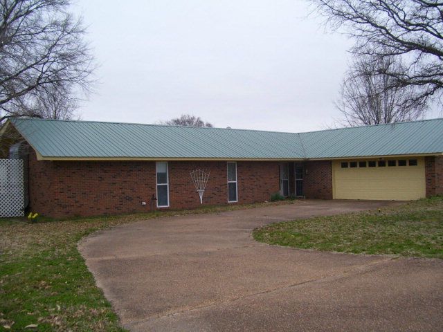 172 LAKEWOOD, Hughes, AR 72348