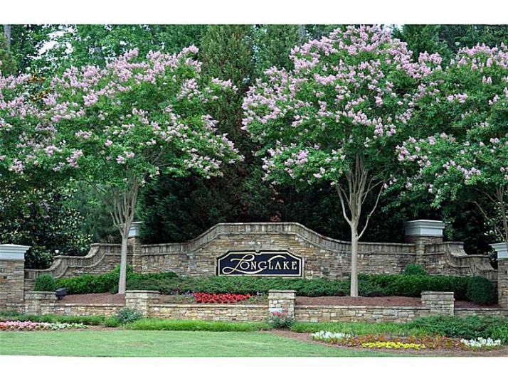 1560 Bookhout Drive, Cumming, GA 30041