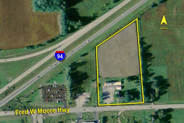7700 Fred W. Moore Highway, Columbus, MI 48063