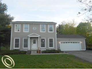 59289 Grand River Ave, New Hudson, MI 48165