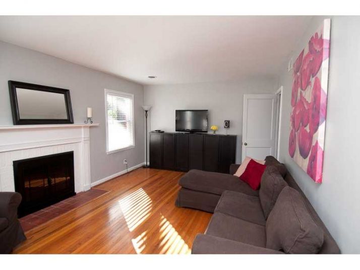 2499 Pineview Drive, Decatur, GA 30030