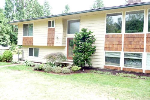 18625 NE 161st Pl, Lake Winola, PA 18625