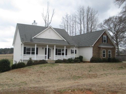 112 Hamilton Lake Dr, Lagrange, GA 30241