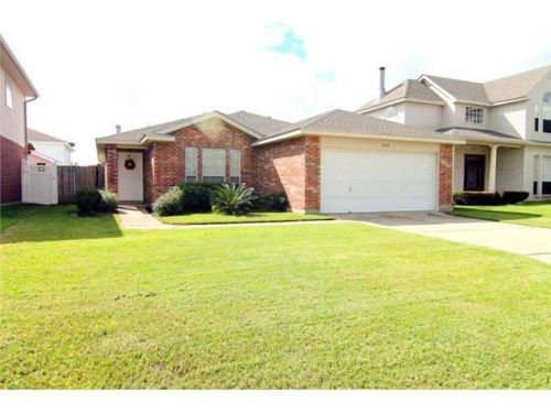 2106 N Village Green St, Harvey, LA 70058