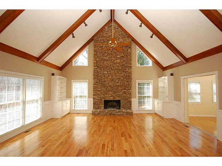 105 View Hill Court, Atlanta, GA 30350