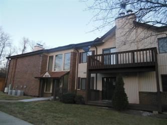 1600 Willow Wren 204 Co, Florissant, MO 63033