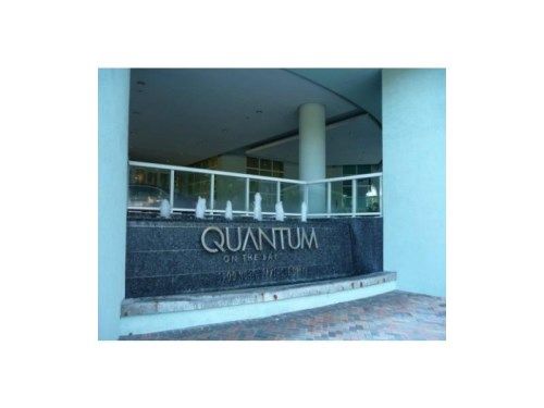 1900 N BAYSHORE DR # 811, Miami, FL 33132