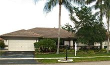 9901 N OAK KNOLL CIR Fort Lauderdale, FL 33324