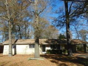 3334 Harle St, Pearl, MS 39208