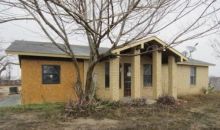 110 W Cleveland Runge, TX 78151