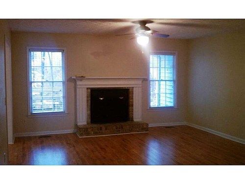 1024 W Mill Drive Nw, Kennesaw, GA 30152