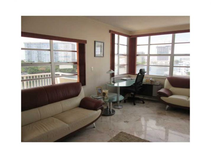 1965 S OCEAN DR # 4S, Hallandale, FL 33009