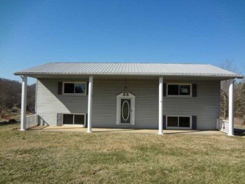 1319 Glenmar Avenue, Mount Carmel, TN 37645