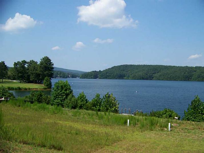 5009 Peninsula Way, Waleska, GA 30183