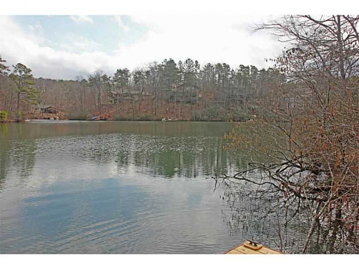 121 Walnut Court, Waleska, GA 30183