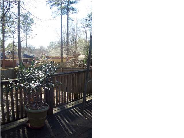 140 Mountain Oak Dr, Wetumpka, AL 36093