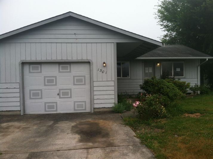 1301 S 27th St, Mount Vernon, WA 98274