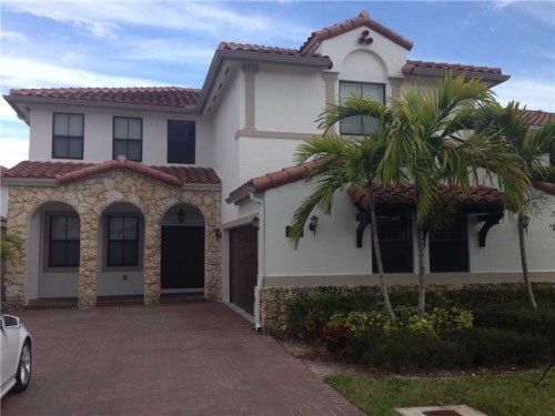1007 NW 99 CT, Miami, FL 33172