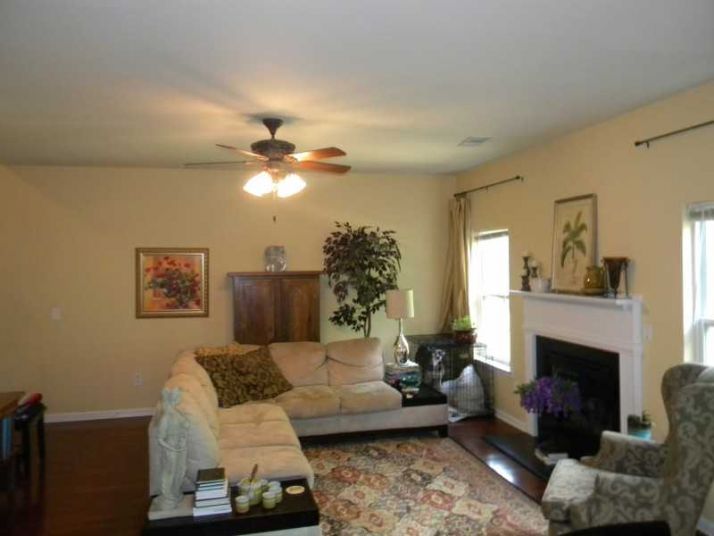 425 Norton Crossing, Woodstock, GA 30188